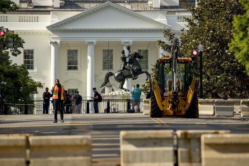 Trump exige castigo a vándalos de monumentos